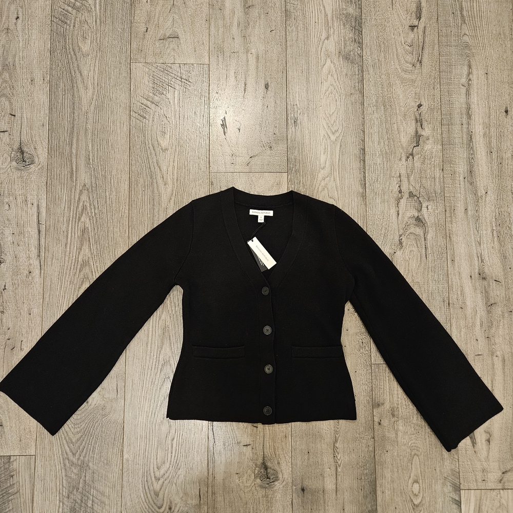 Banana Republic Black Business Casual Women's Button Down V-neck Cardigan